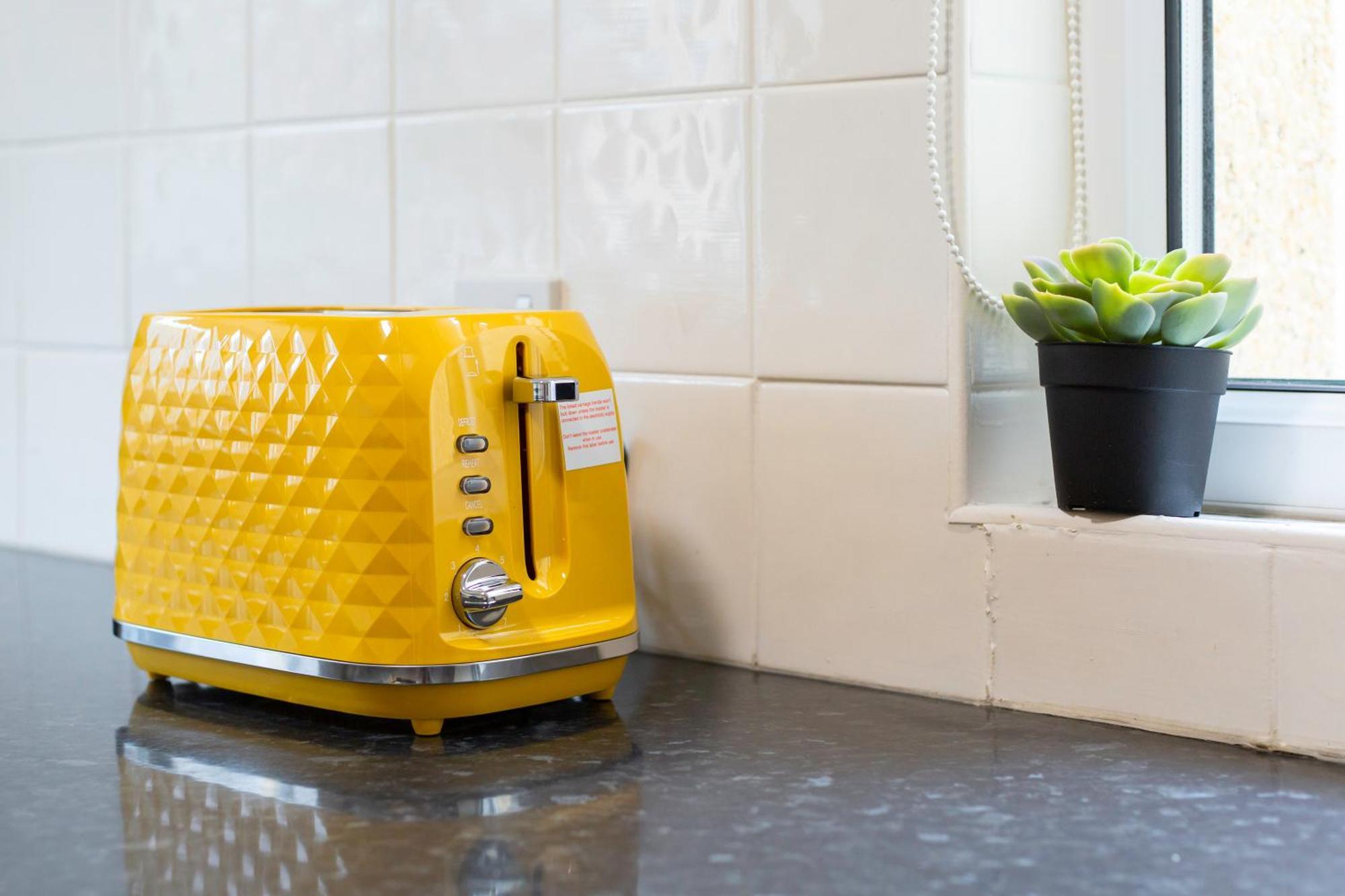 Newly Launched 3 Bedroom House With Free Parking Litherland エクステリア 写真
