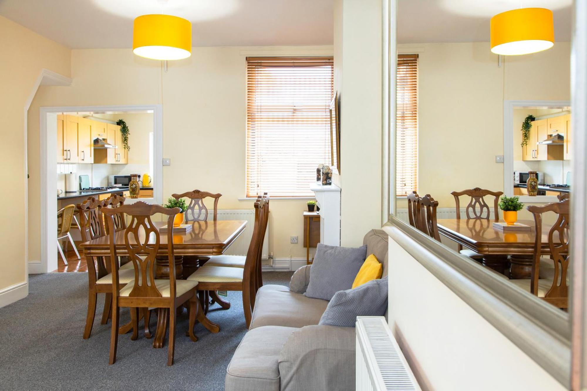 Newly Launched 3 Bedroom House With Free Parking Litherland エクステリア 写真