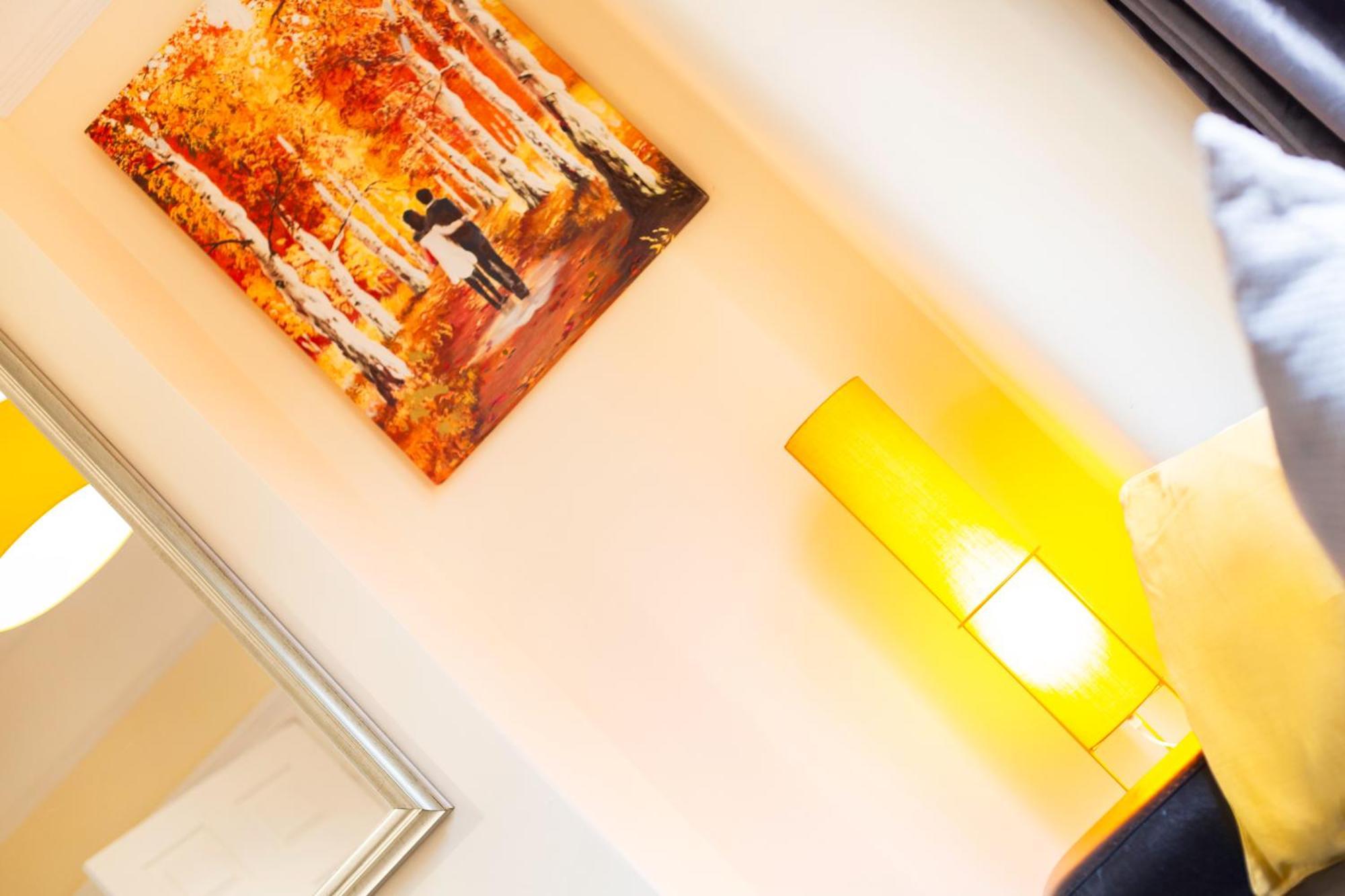 Newly Launched 3 Bedroom House With Free Parking Litherland エクステリア 写真