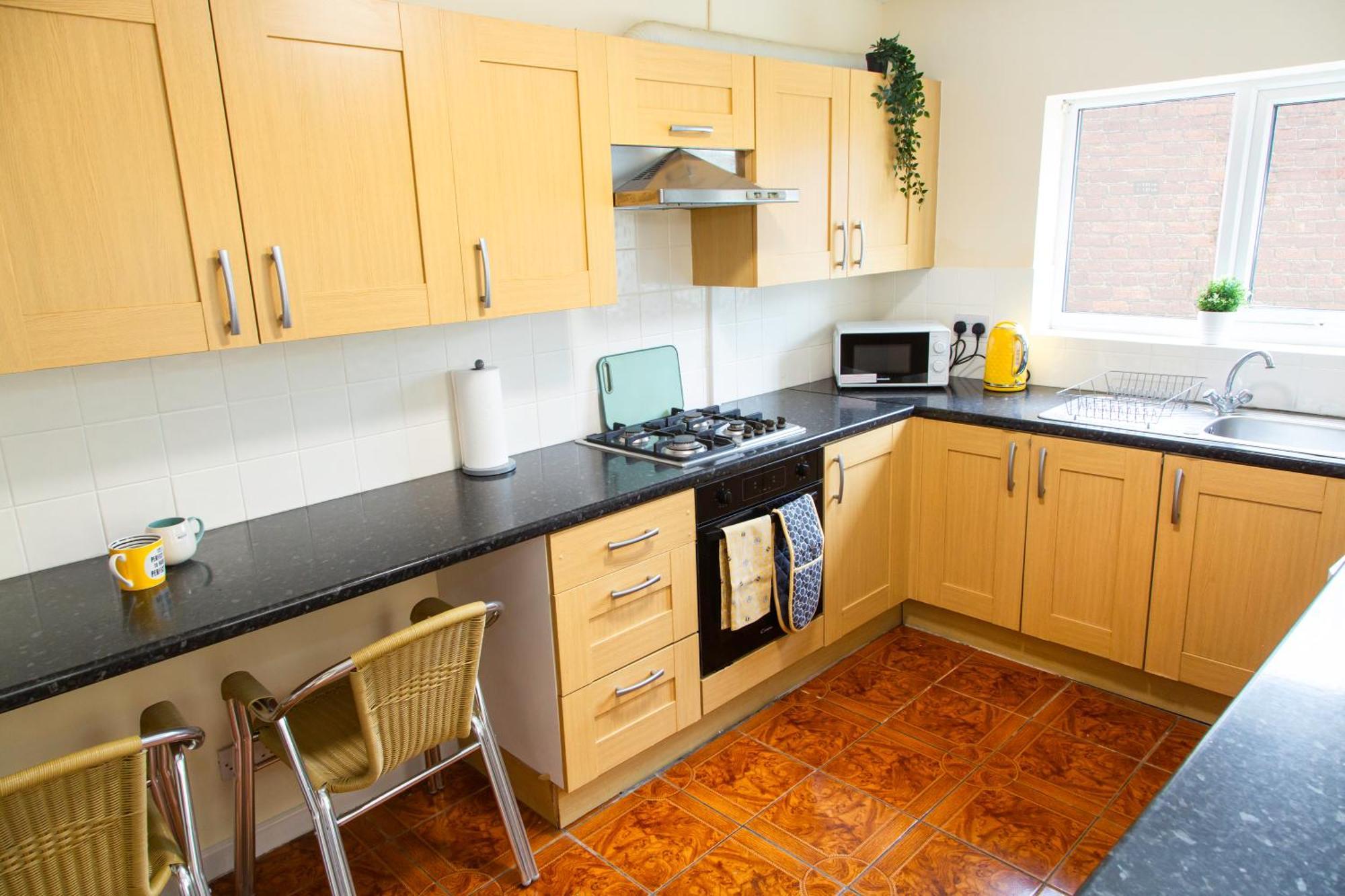 Newly Launched 3 Bedroom House With Free Parking Litherland エクステリア 写真