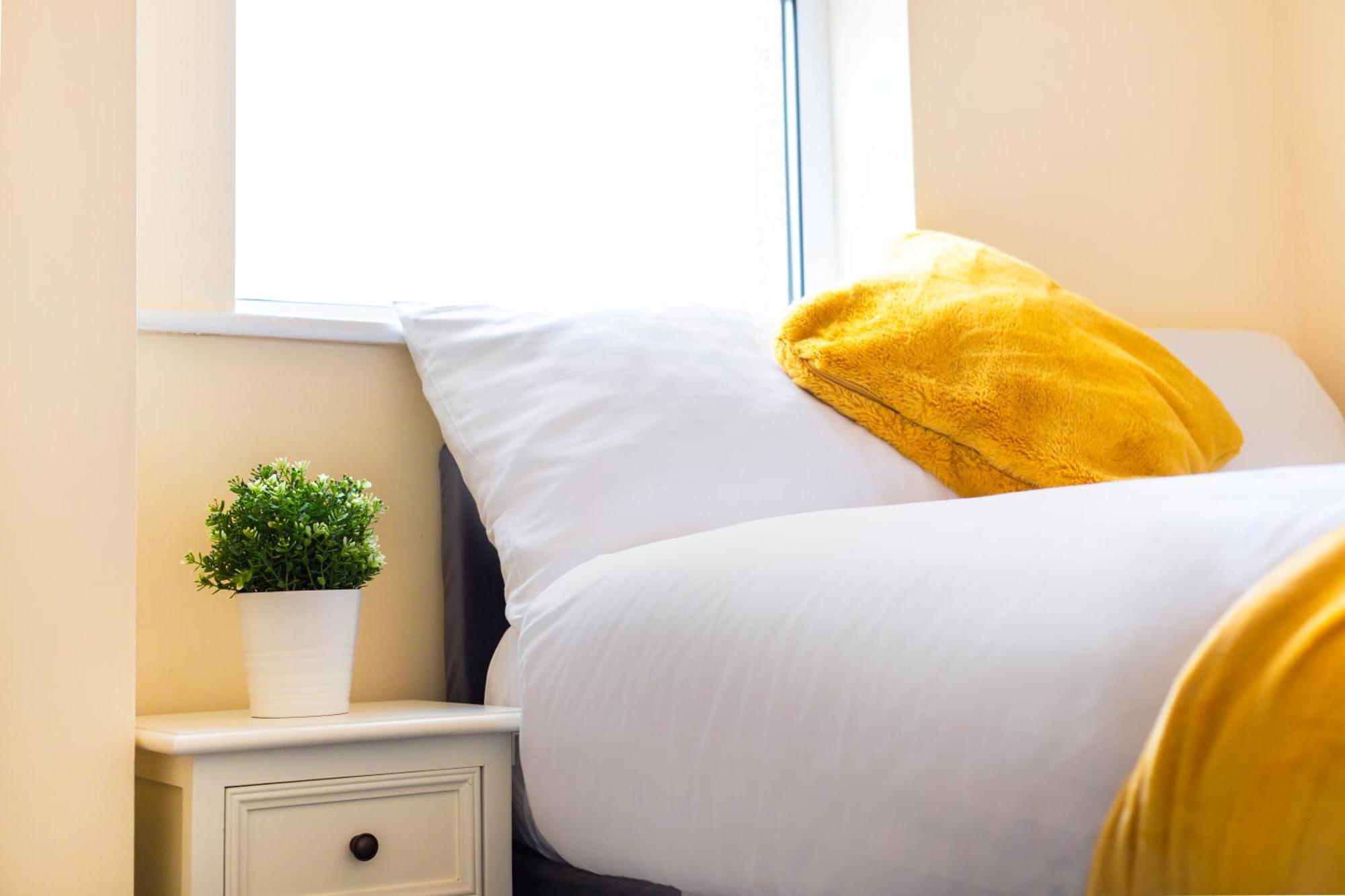 Newly Launched 3 Bedroom House With Free Parking Litherland エクステリア 写真
